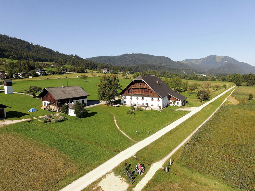 Ferienwohnungen am Wolfgangsee in Gschwendt am Pilznerhof